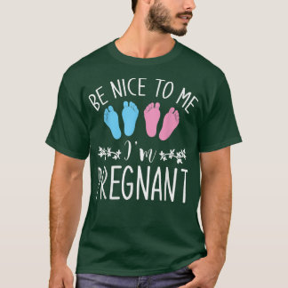 Camiseta Pregnancy Announcement Be Nice To Me Im Pregnant P