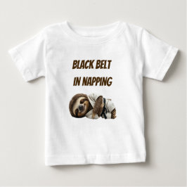 Camiseta Preguiça Cinturão Preto em Soneca