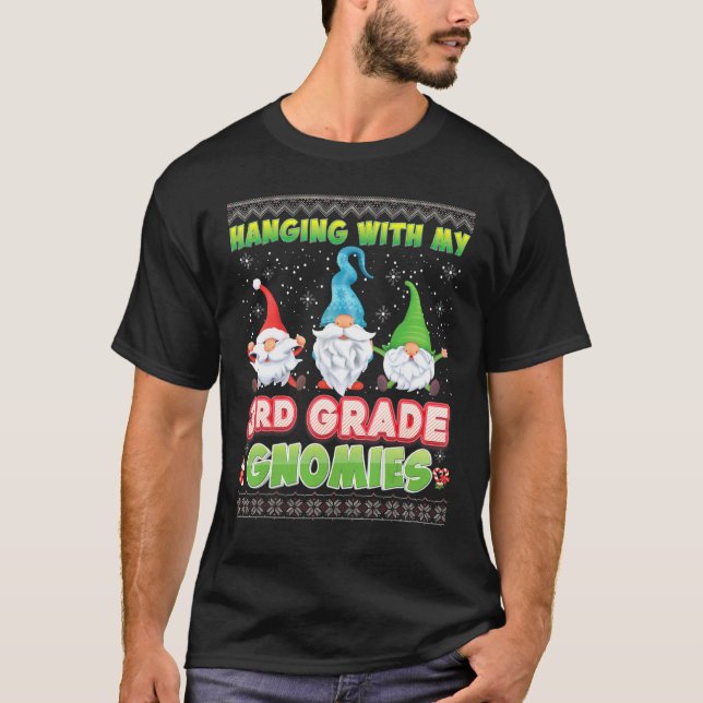 Camiseta Prendendo Com Meus Gnomos De 3º Grau Suado Feio Ch (Frente)