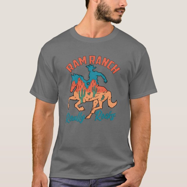 Camiseta Presente da letra de Ram Ranch Really Rocks Ram Ra (Frente)