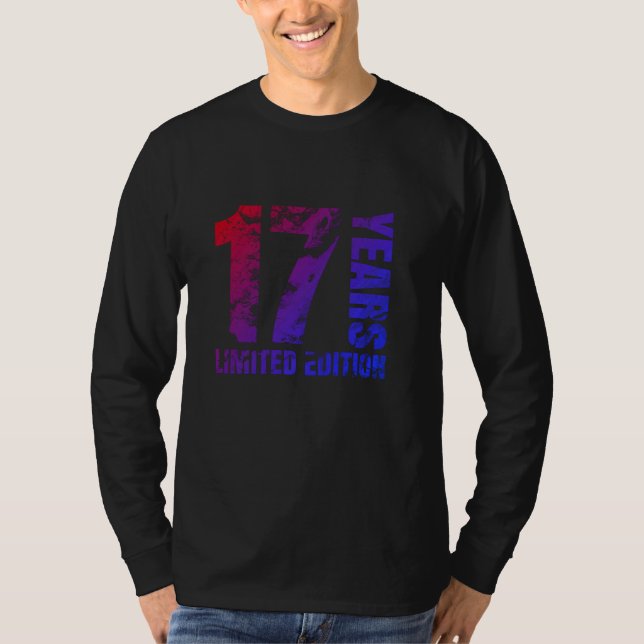 Camiseta Presente de 17 anos de idade retrô presente de ani (Frente)