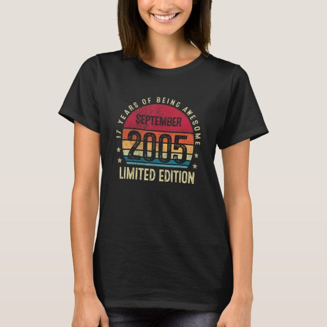 Camiseta Presente de 17 anos incrível desde setembro de 200 (Frente)