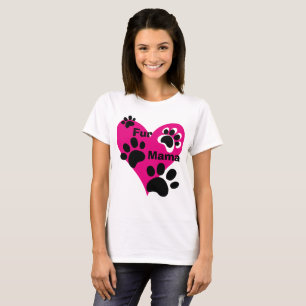 Camiseta Presente de Amor com Coração Rosa Grande e Pegadas