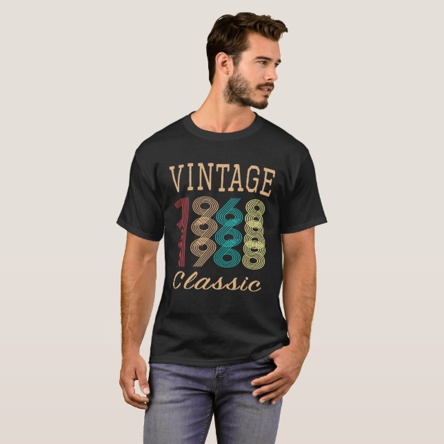 Camiseta Presente de aniversário do clássico retro do (Frente Completa)