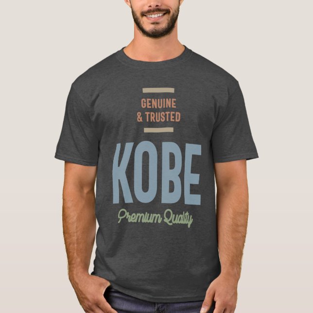 Camiseta Presente de Aniversário do Nome Personalizado Kobe (Frente)