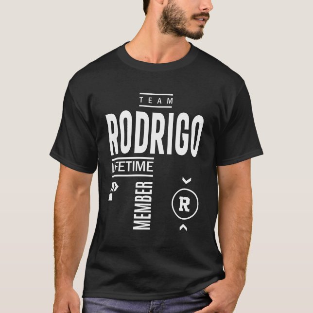 Camiseta Presente de Aniversário do Nome Personalizado Rodr (Frente)