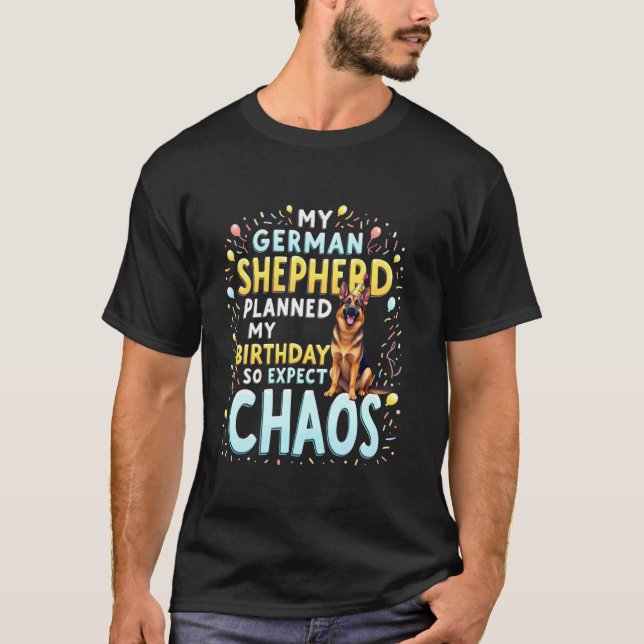 Camiseta Presente de Aniversário Engraçado Cachorro Pastor  (Frente)