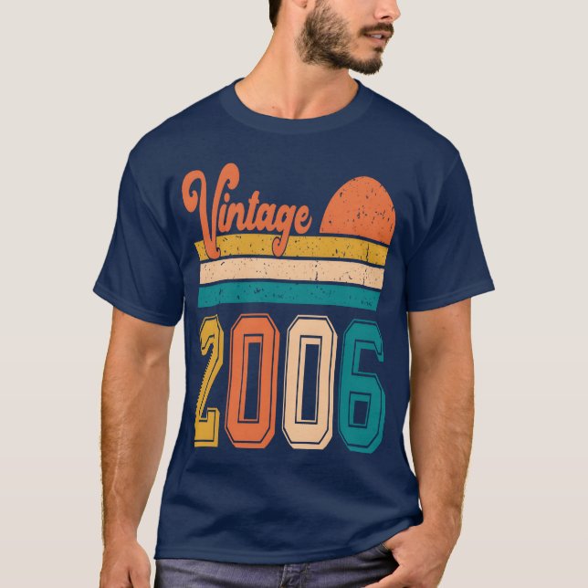 Camiseta Presente de aniversário Vintage 2006 retrô (Frente)