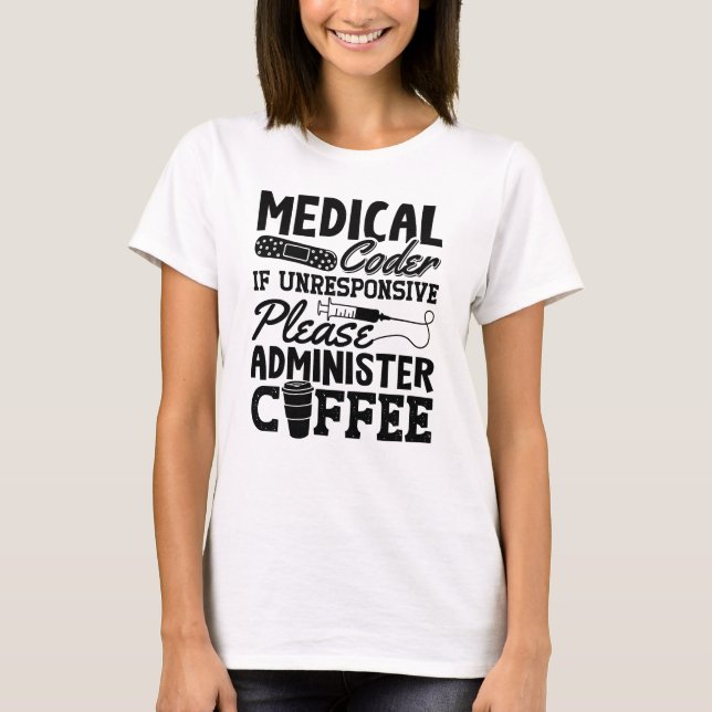 Camiseta Presente de Codificação ICD do Assistente de Café  (Frente)