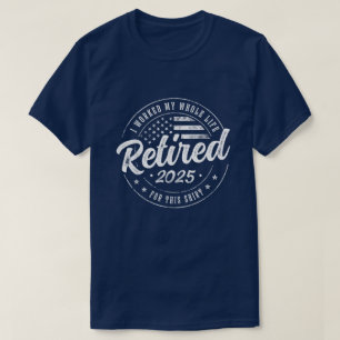 Camiseta Presente de Humor para Aposentadoria 2025 Bandeira