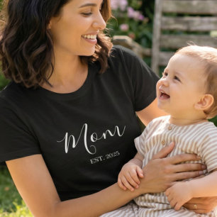 Camiseta Presente de Nova Mãe Estabelecida