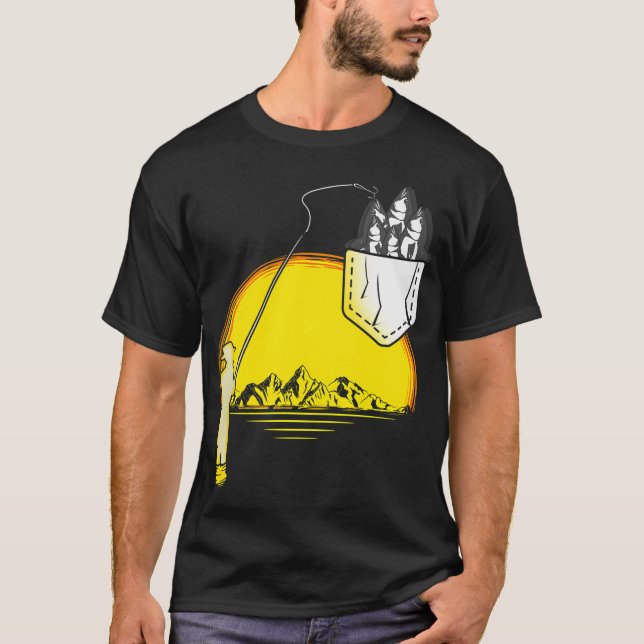Camiseta Presente Engraçado de Pescador de Bolso  (Frente)