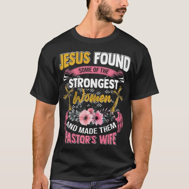 Camiseta Presente Esposa do Pastor de Apreciação Cristã Eng (Frente)