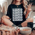 Camiseta Presente para Madrinha Personalizado para o Grupo<br><div class="desc">Você está procurando o look perfeito para a despedida de solteira? Quer misturar as coisas e ter uma festa temática divertida? Então não procure mais do que nossas camisetas personalizadas com texto branco para madrinhas! Nossas camisetas são feitas para combinar perfeitamente com o grupo da noiva, para que todos fiquem...</div>