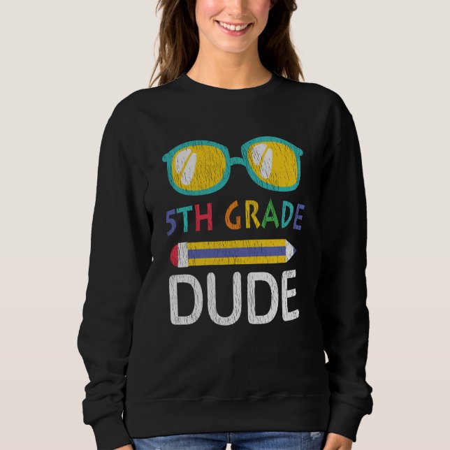 Camiseta Presente para o Cara da 5ª Série de Volta às Aulas (Frente)