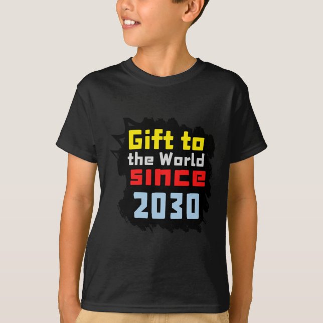 Camiseta Presente Para O Mundo Desde 2030 (Frente)
