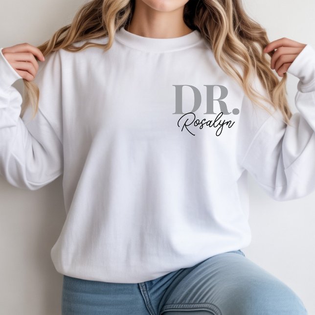 Camiseta Presente personalizado de formatura na faculdade d (Personalized New Doctor Sweatshirt Medical Graduation Thank You Gift for her or him)