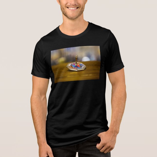 Camiseta Presente SlipperyJoe dreidel Hanukkah base octogon (Frente)