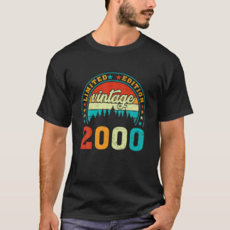 Camiseta Presentes com 22 anos Vintage 2000 Limited Edition