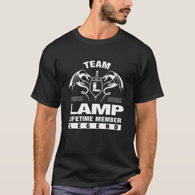 Camiseta Presentes de Membro Vitalício da Equipe LAMP Swea (Frente)