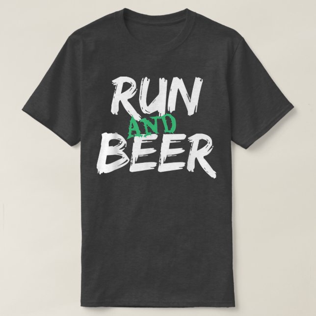 Camiseta Presentes De Sobrecarga De Cerveja E Bebendo Corre (Frente do Design)