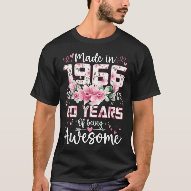 Camiseta Presentes para Mulheres de 60 Anos Feitos em 1966  (Frente)