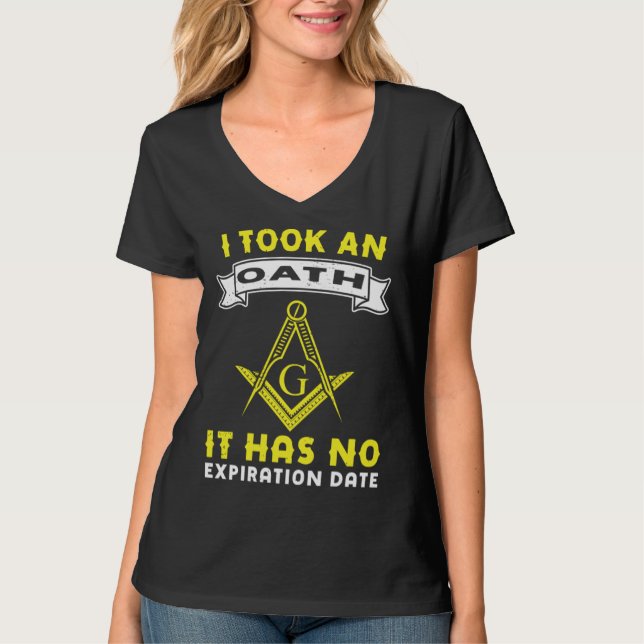 Camiseta Prestou Juramento Mestre Maçom Esquadro e Compasso (Frente)