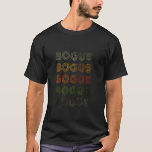 Camiseta Preta de Estilo Vintage Grunge Bogus Cora