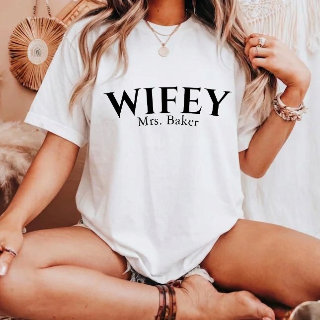 Camiseta Preta e Branca Simples Personalizada para (Criador carregado)