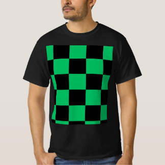Camiseta Preta e Verde com Estilo de Anime