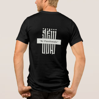 Camiseta Preta Minimalista de Tipografia