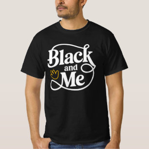 Camiseta Preto e Eu - Design de Tipografia Minimalista Negr