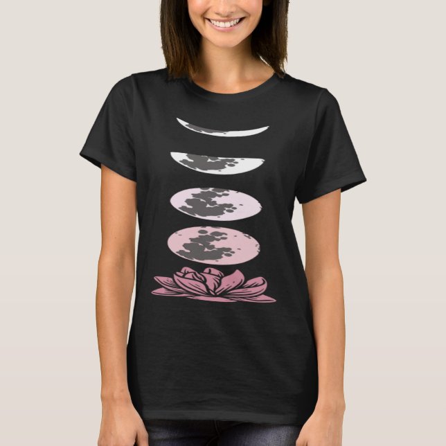 Camiseta Pretty Attitude Womens Lotus Flower Moon Phases Yo (Frente)
