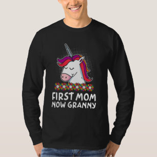 Camiseta Primeira Mãe Agora Avó Dia das Mães Avó Pais