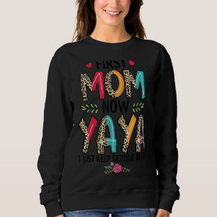 Camiseta Primeira Mãe Agora Yaya Eu Só Continuo Melhorando