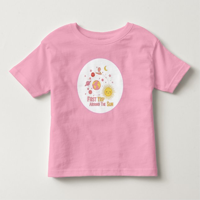 Camiseta Primeira Viagem À Volta Da Rapariga Solar 11ruas.  (Frente)