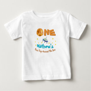 Camiseta Primeira viagem em torno do primeiro aniversario d
