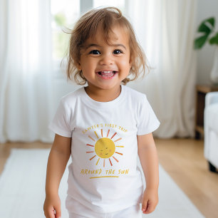 Camiseta Primeira Viagem em Torno do Sol Crianças 1º Aniver
