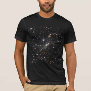 Camiseta Primeiro Campo Profundo do Universo da Web James