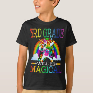 Camiseta Primeiro Dia de Menina de Escola Magia do 3º Grau