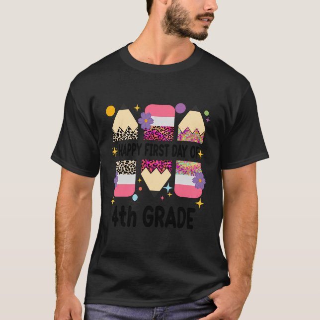 Camiseta Primeiro Dia Do Professor Do 4º Grau Lápis-Leopard (Frente)