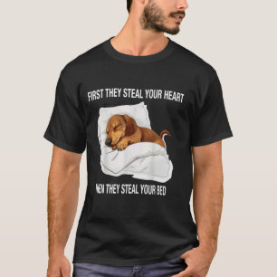 Camiseta Primeiro Eles Roubam Seu Coração Eles Roubam Sua C