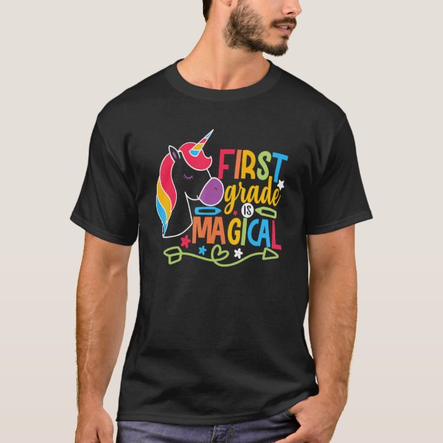 Camiseta Primeiro Grau É Magnético O Arco-Íris Do Unicórnio (Frente)