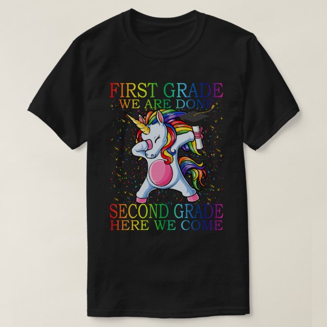 Camiseta Primeiro Grau Fizemos Segundo Grau Aqui Vemos (Frente do Design)