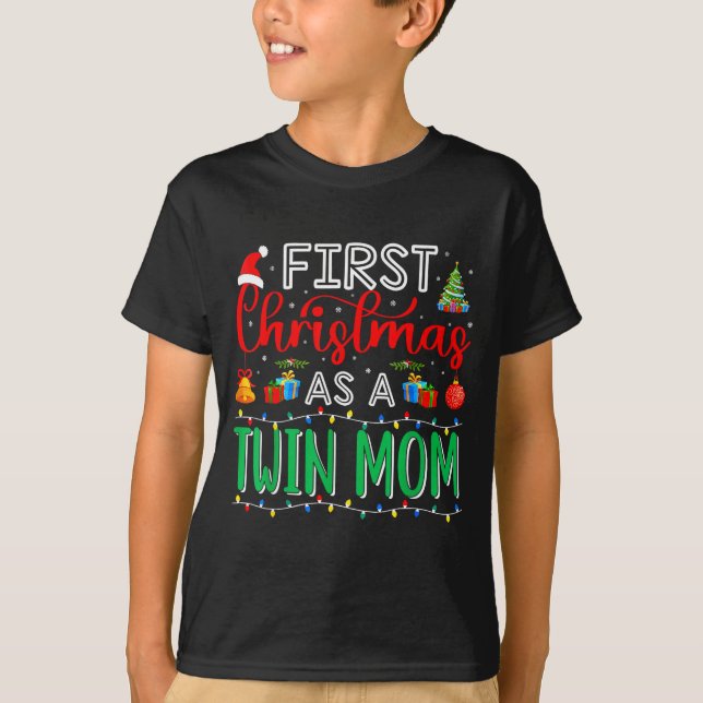Camiseta Primeiro Natal Como Mãe de Gêmeos Família Combinan (Frente)