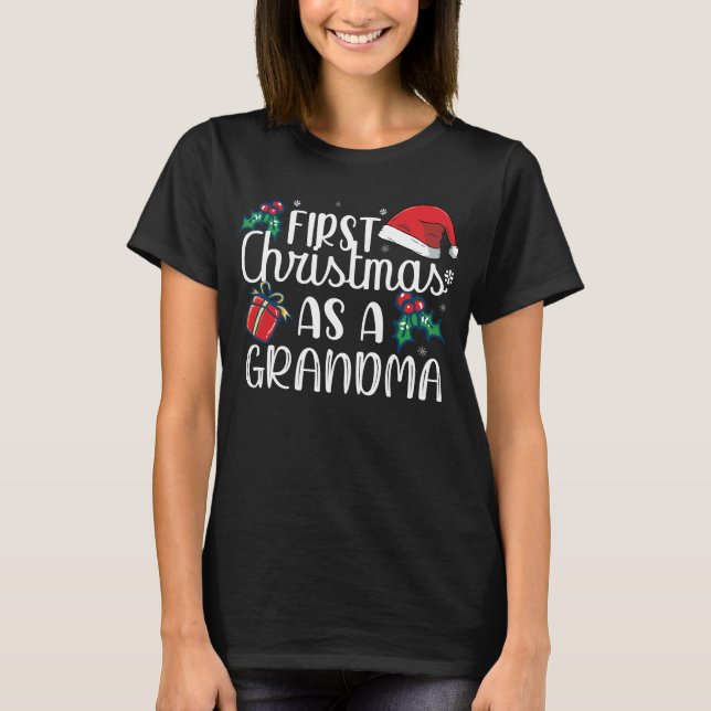 Camiseta Primeiro Natal Como Uma Família Vovó Correspondend (Frente)