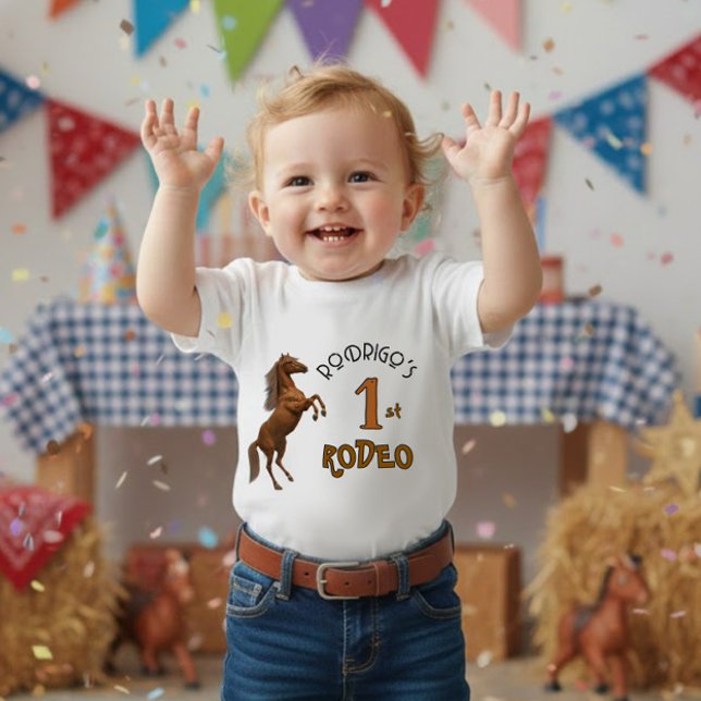 Camiseta Primeiro Rodeio (Criador carregado)