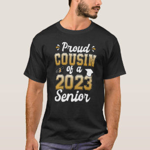 Camiseta Primo Orgulhoso De Uma Classe Engraçada De Mais ve