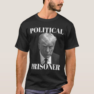 Camiseta Prisioneiro Donald J. Trump Black & White Mugs