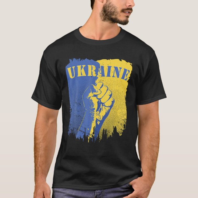 Camiseta Pro Ucrânia Flag Fist Suporta Resistência Ucranian (Frente)